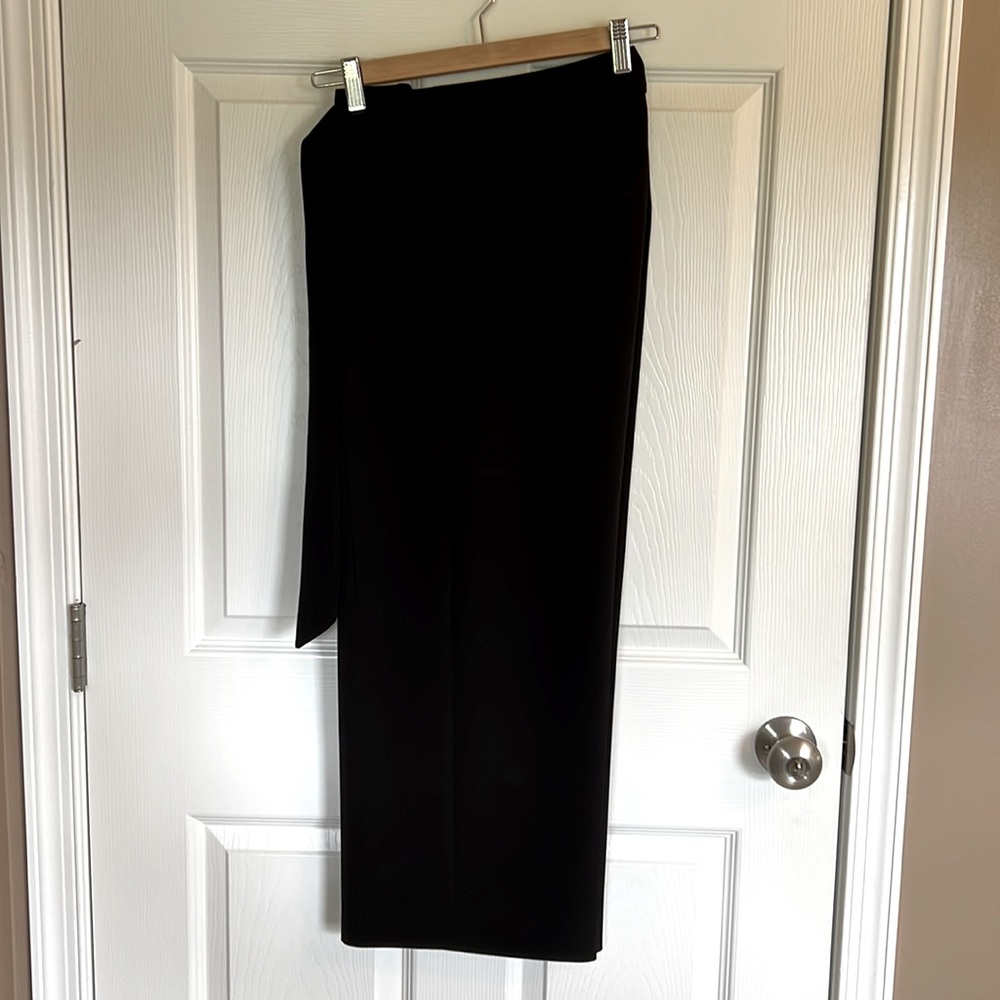 White House Black Market The Wise Leg Crop